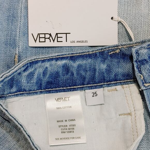Vervet High Rise Crop Wide Leg Jean Distressed Hem Light Wash Womens Size 25 NWT - Picture 6 of 9